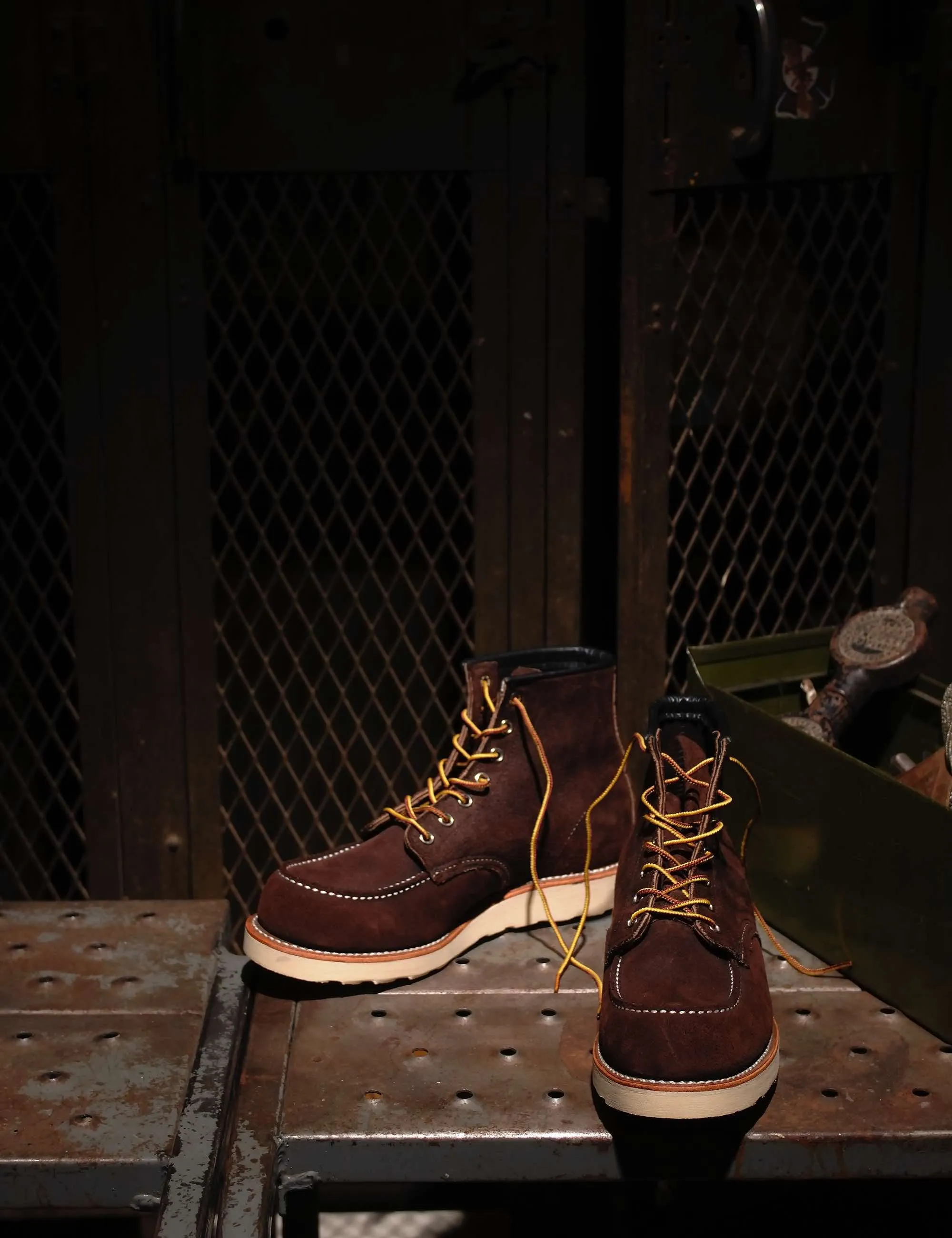 8138D Heritage 6" Moc Toe Boot - Briar Oil Slick Leather