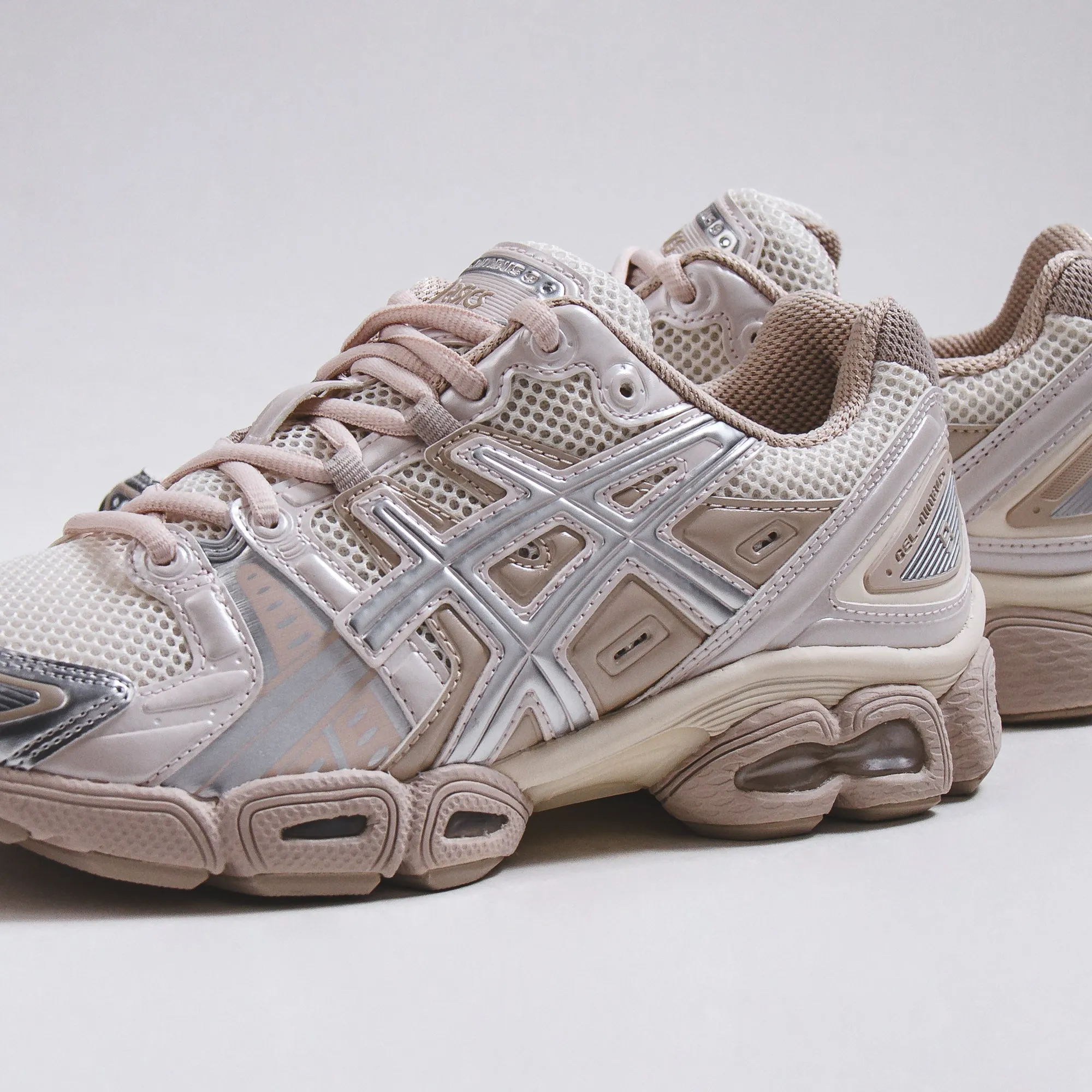 Asics Women Gel-Nimbus 9 Cream Mineral Beige 1202A278-107