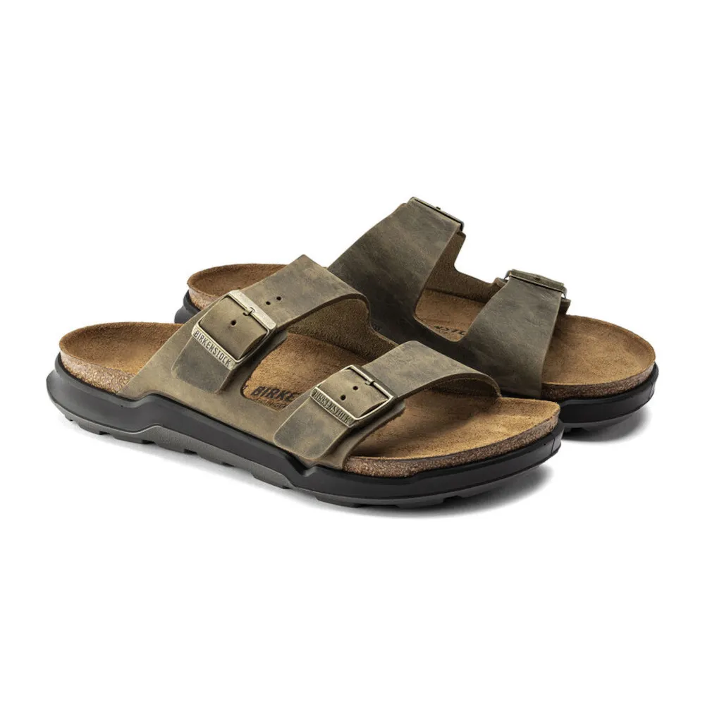 Birkenstock Arizona Rugged Faded Khaki Oiled Leather Sandals (Regular)