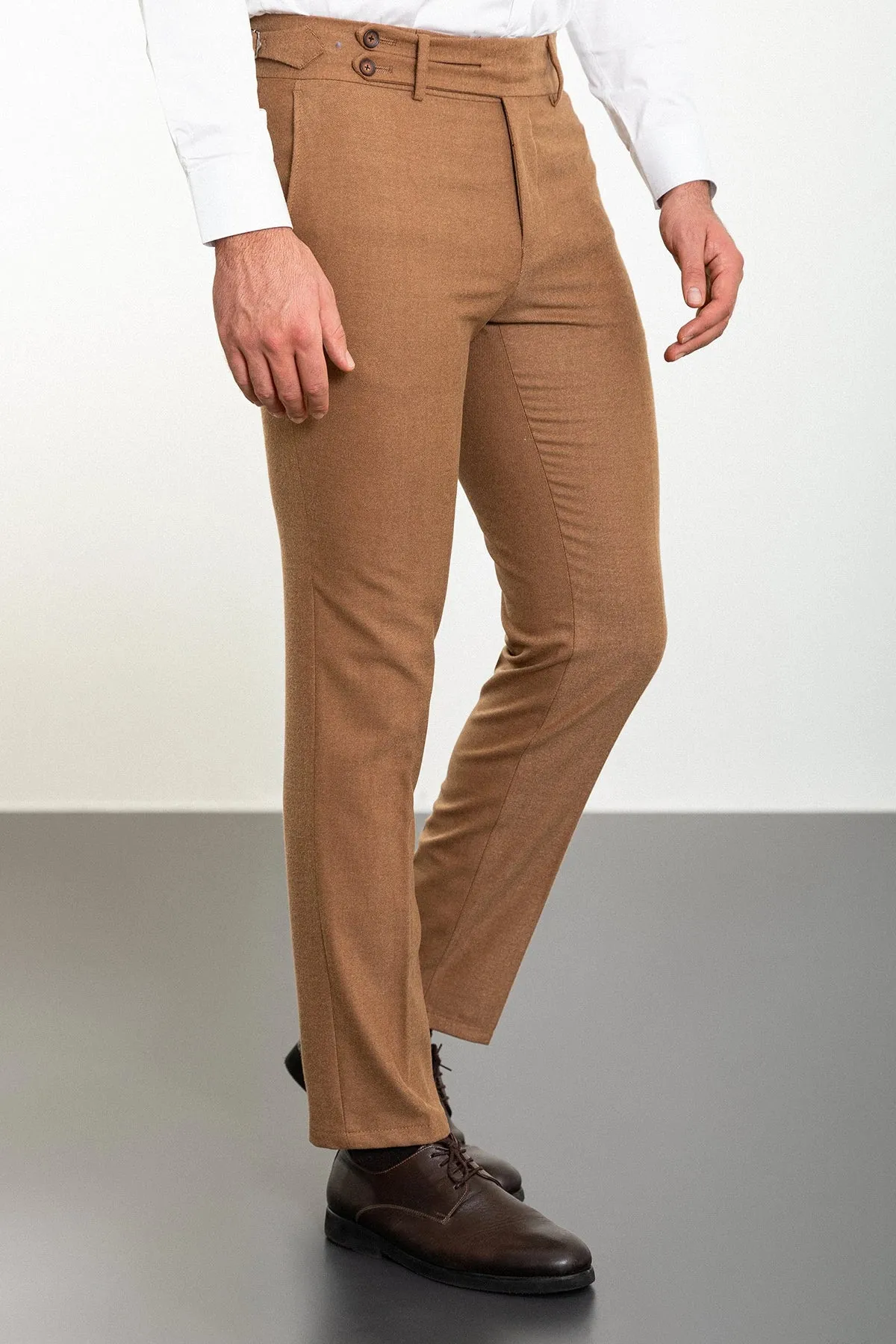 Bojoni Omaha Straight Slim Fit Belt Detailed Buckle Camel Trousers