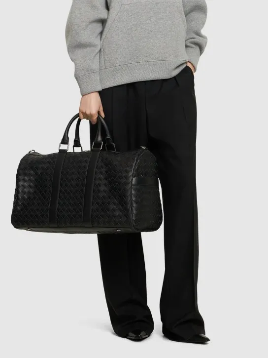 Bottega Veneta   Medium intrecciato leather duffle bag 