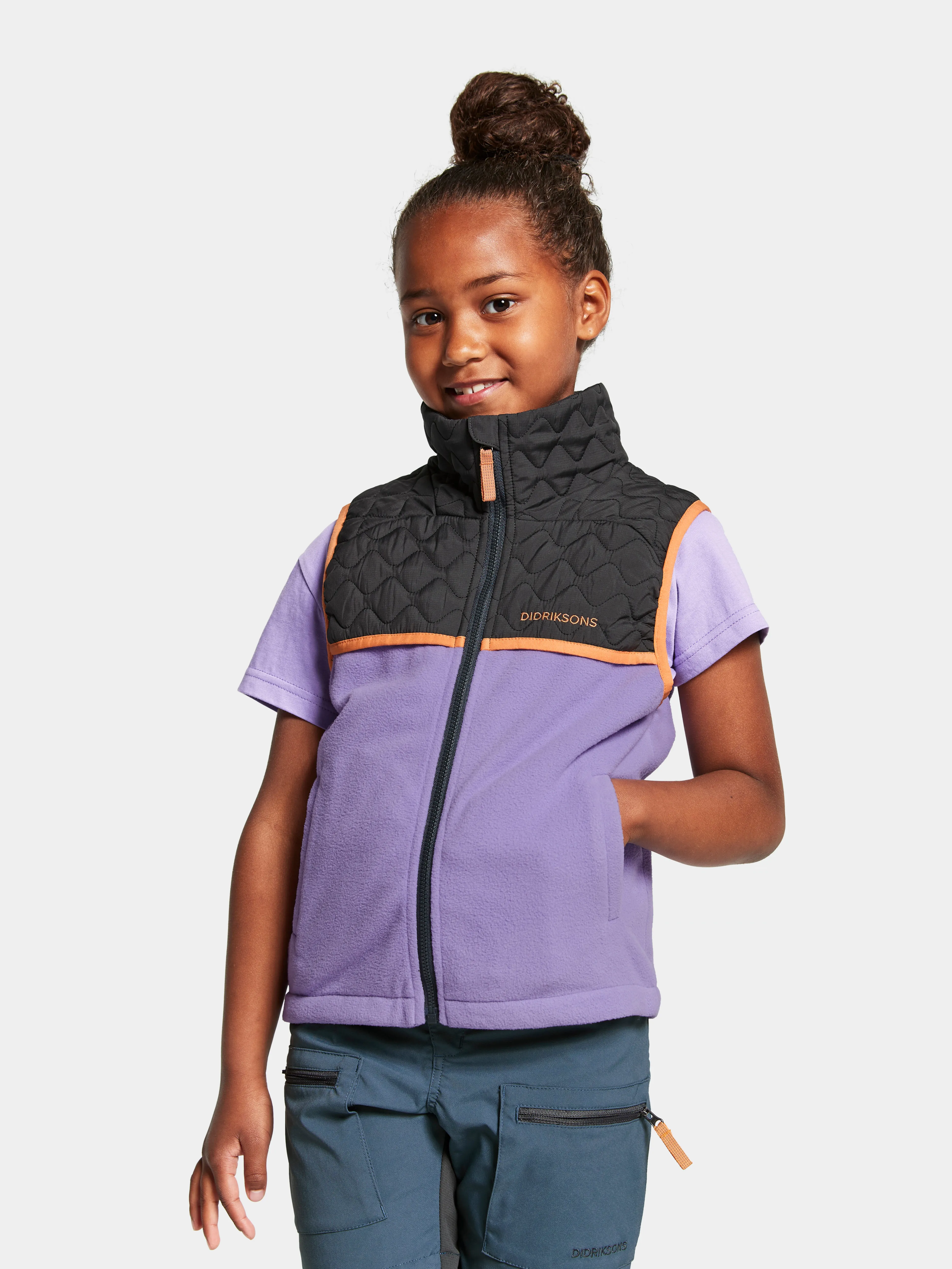 Didriksons Kids' Tistel Vest Jacaranda Purple | Buy Didriksons Kids' Tistel Vest Jacaranda Purple here | Outnorth