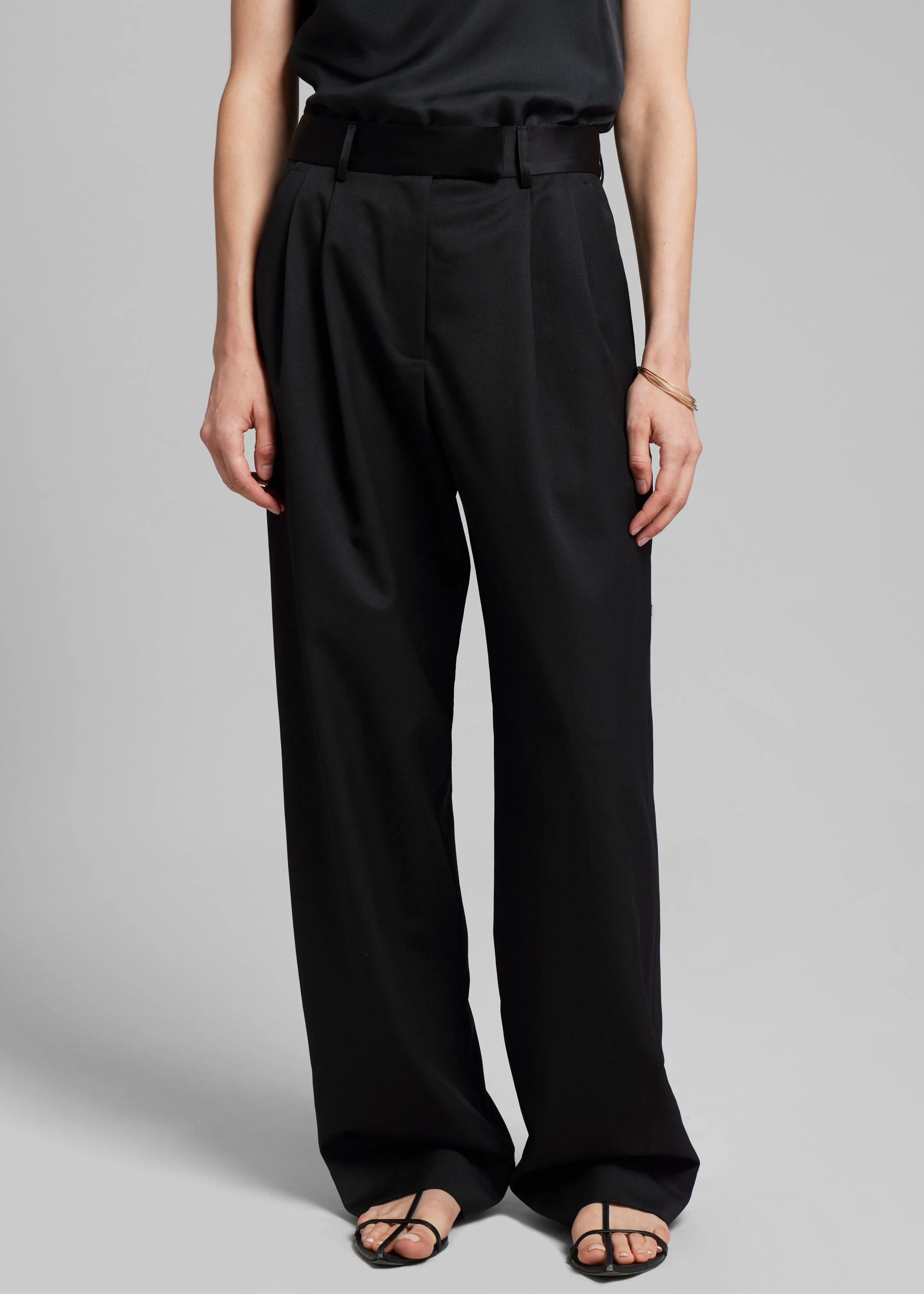 Esse Studios Tux Tailored Trousers - Black