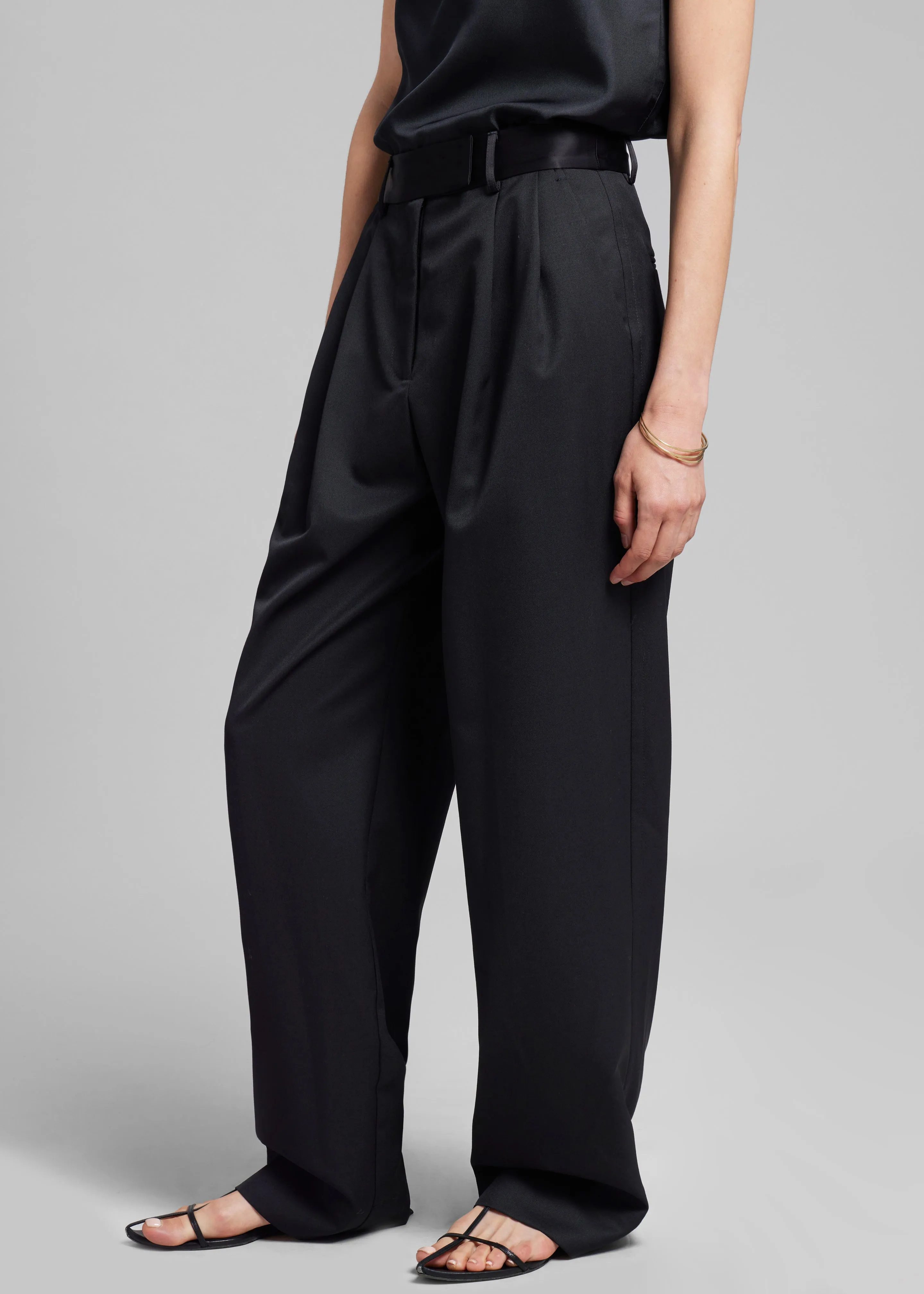 Esse Studios Tux Tailored Trousers - Black