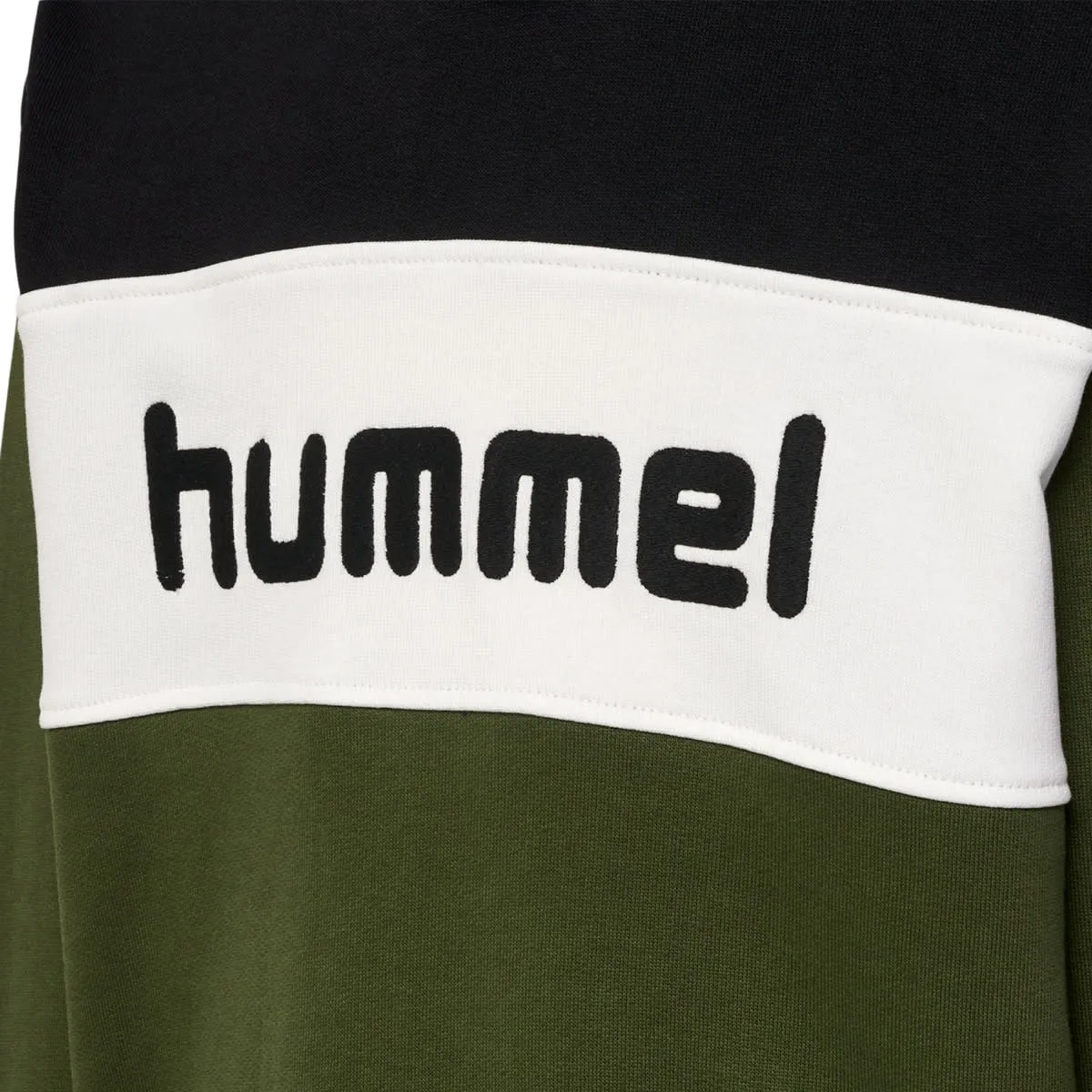 Hummel Kids' hmlMORTEN Hoodie Olive Night | Buy Hummel Kids' hmlMORTEN Hoodie Olive Night here | Outnorth