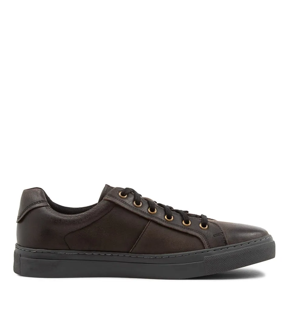 JULIUS MARLOW Chase Washed Black Leather Sneakers