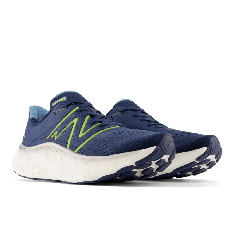 New Balance Men's Fresh Foam X More V4 Running Shoe - MMORCN4