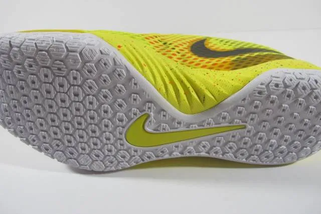 Nike Hyperlive EYBL Basketball Shoe Yellow/Black 849308-...