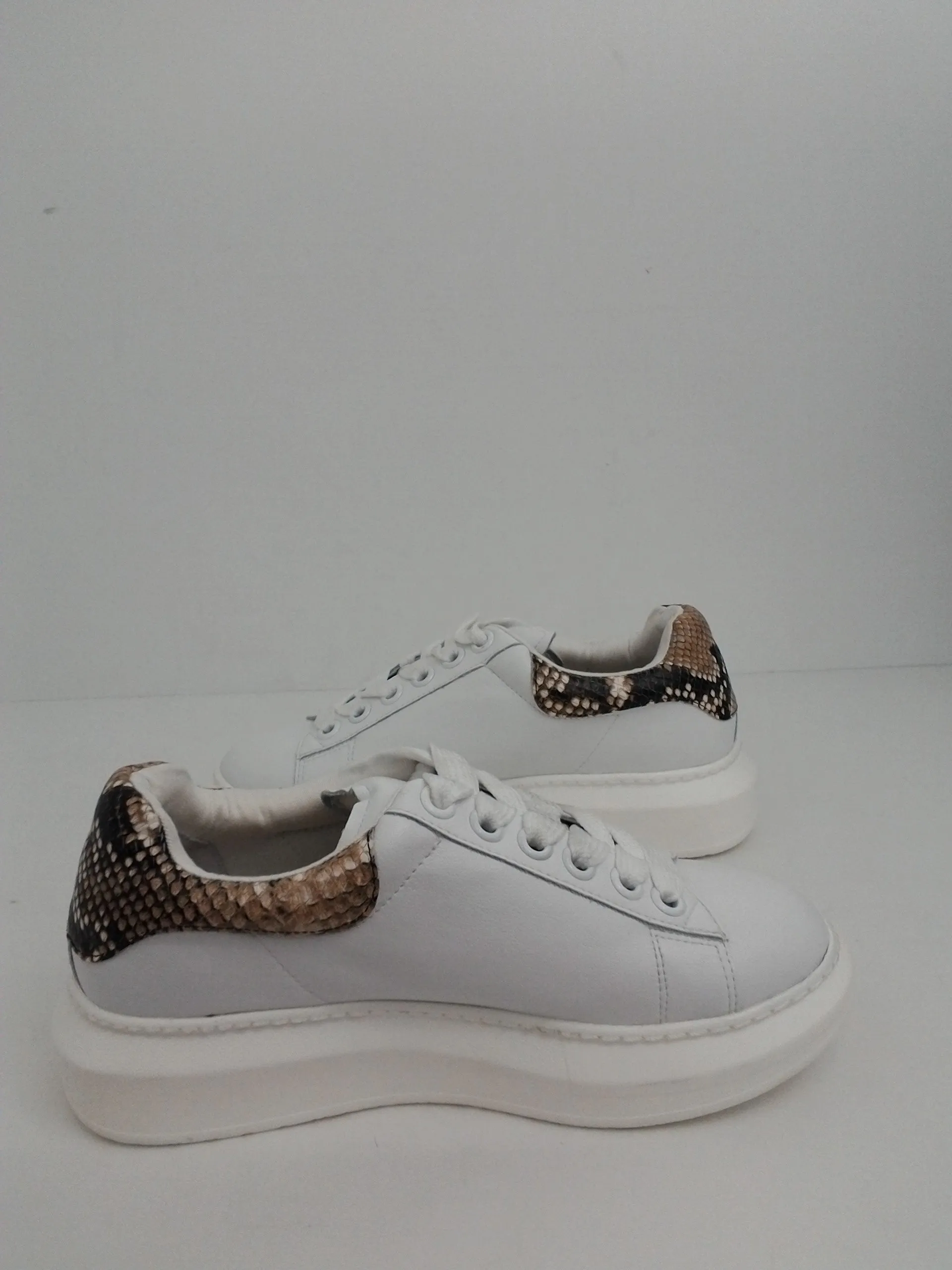 STEVEN by Steve Madden Women's White/Snake Sneakers Size 6 M