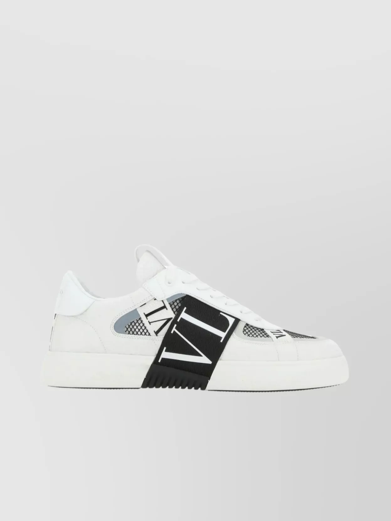 Valentino Garavani   Vl7n low-top sneakers in multicolor leather