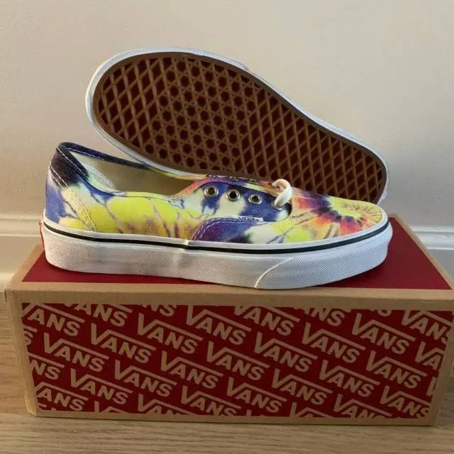 Vans Authentic Washed Tie Dye/ True White (VN0A2Z5I19X)