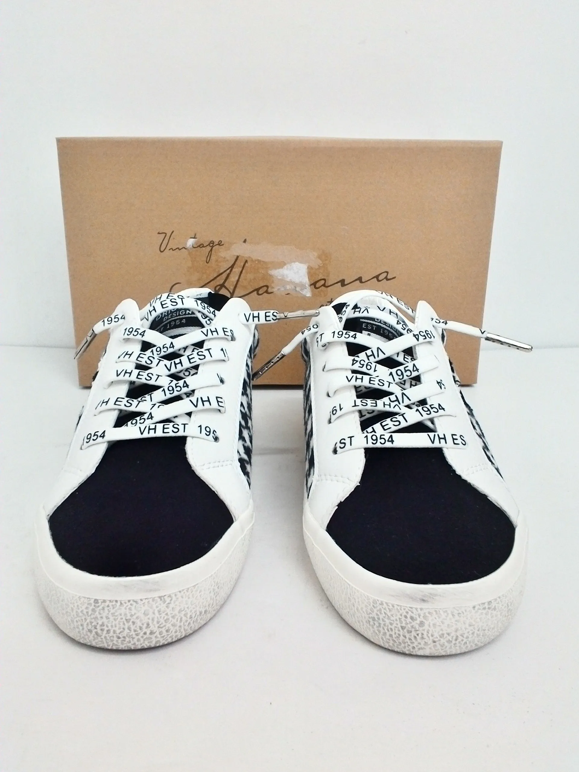 Vintage Havana Women's Terra White/ Black Sneakers Size 8.5