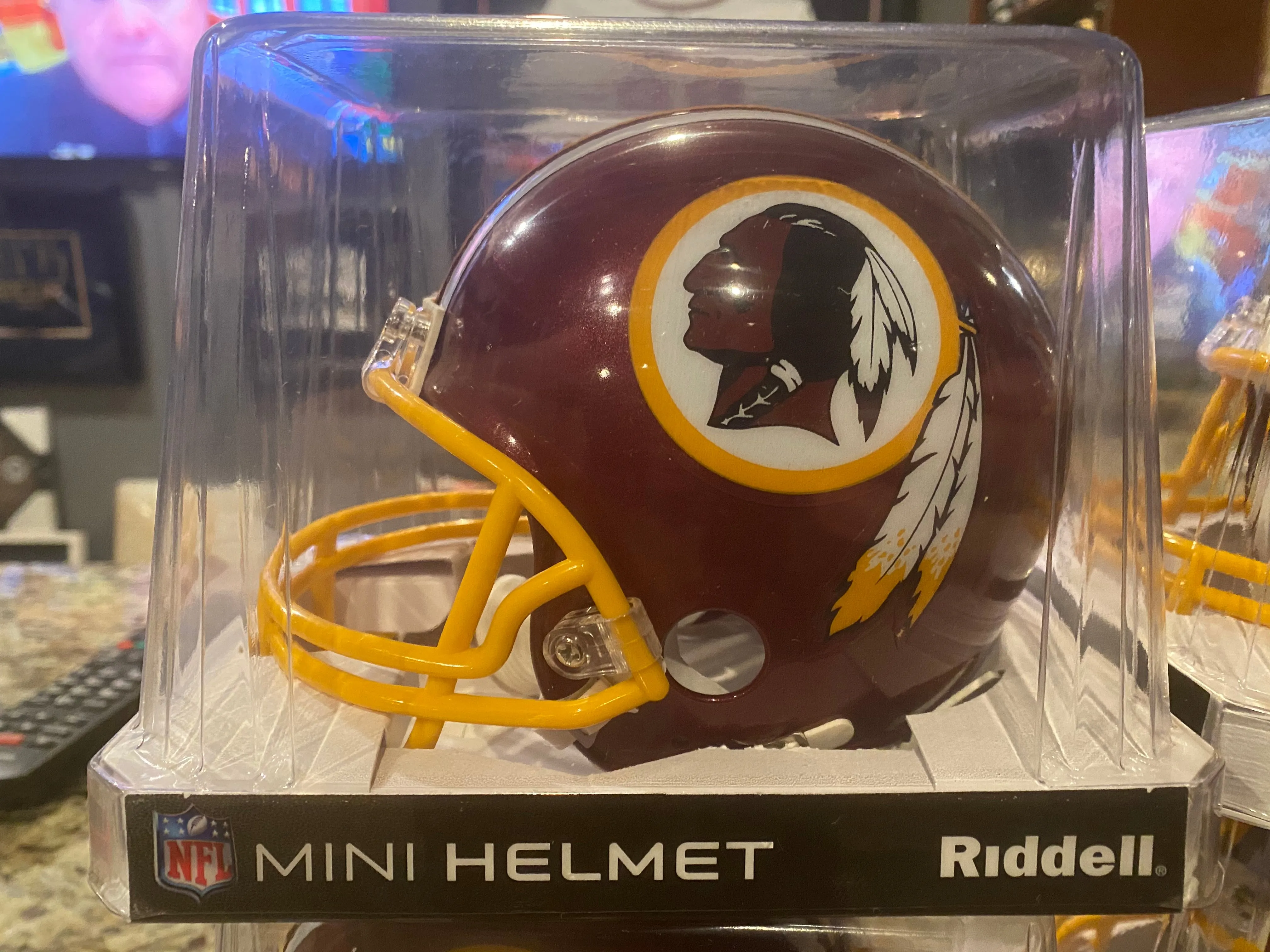 WASHINGTON REDSKINS Riddell ProLine VSR-4 Mini Football Helmet